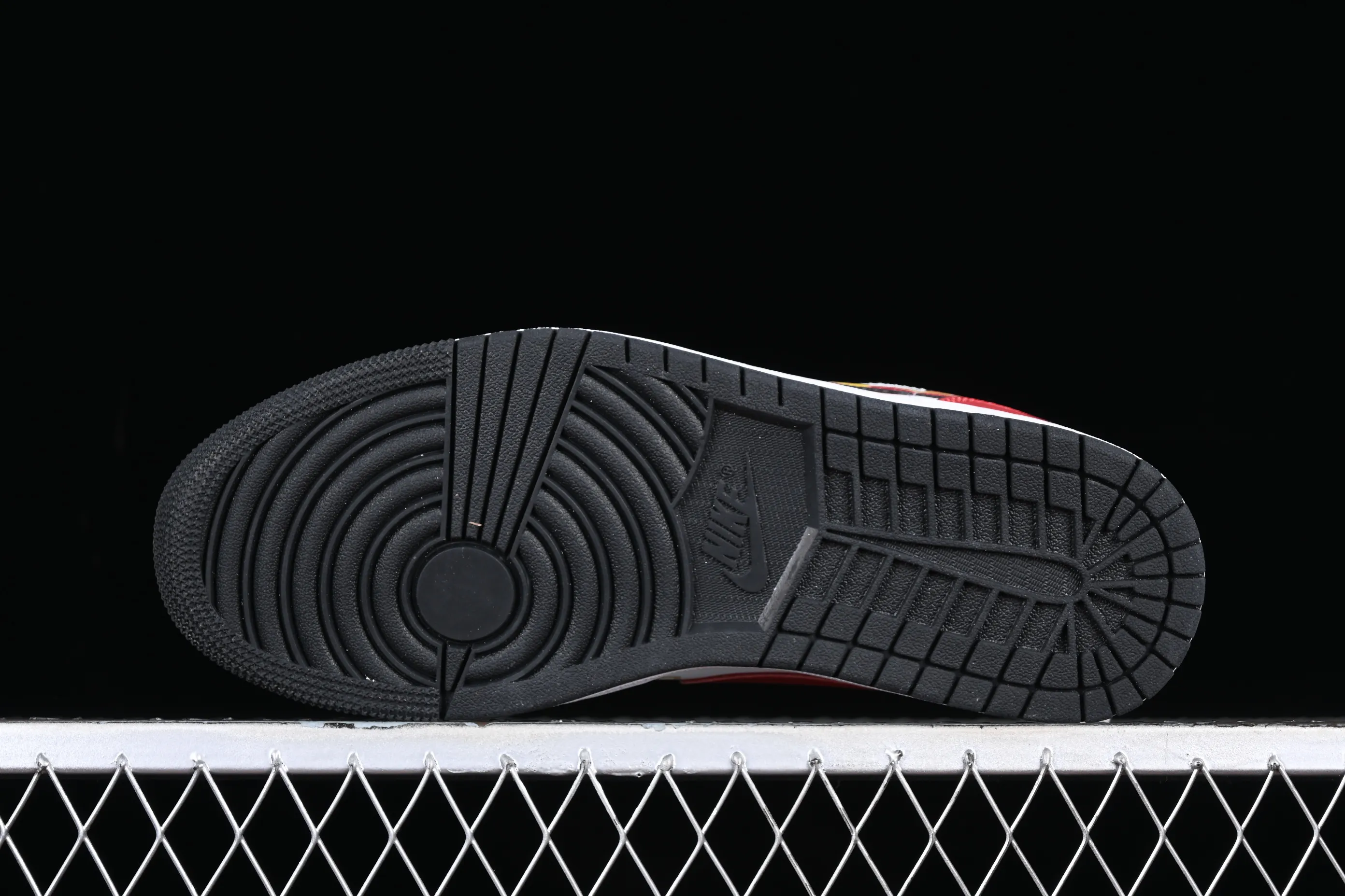 All categories Air Jordan Jordan series basketball shoes Air Jordan 1 Low Air Jordan 1 Low "Flaming Swoosh" AJ1 Joe 1 black red flame FJ7222-101